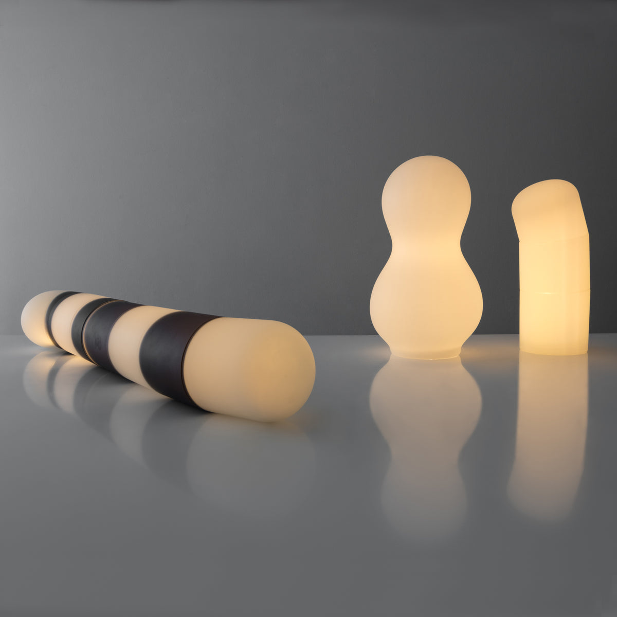 Black and White Worm Hand-blown Glass Inhabitants Light