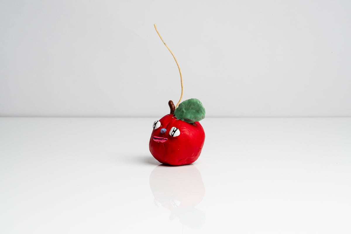 Enchanted Apple Blue Nose