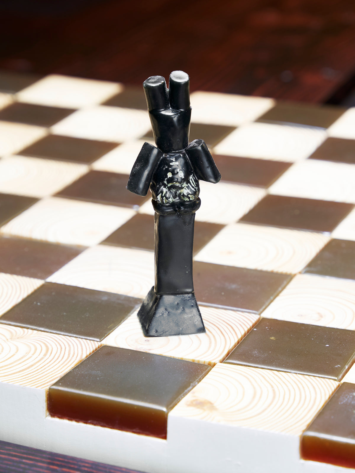 The King- Black