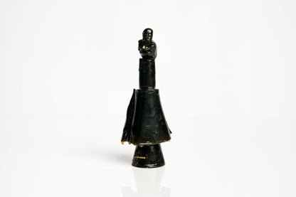 The Queen- Black