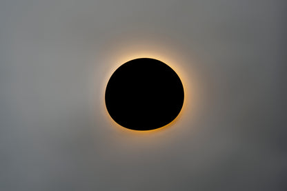 Off-Circle Eclipse Light