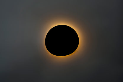 Off-Circle Eclipse Light