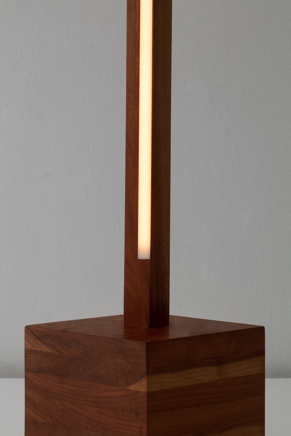 Rhombus Cherry LED Line Light