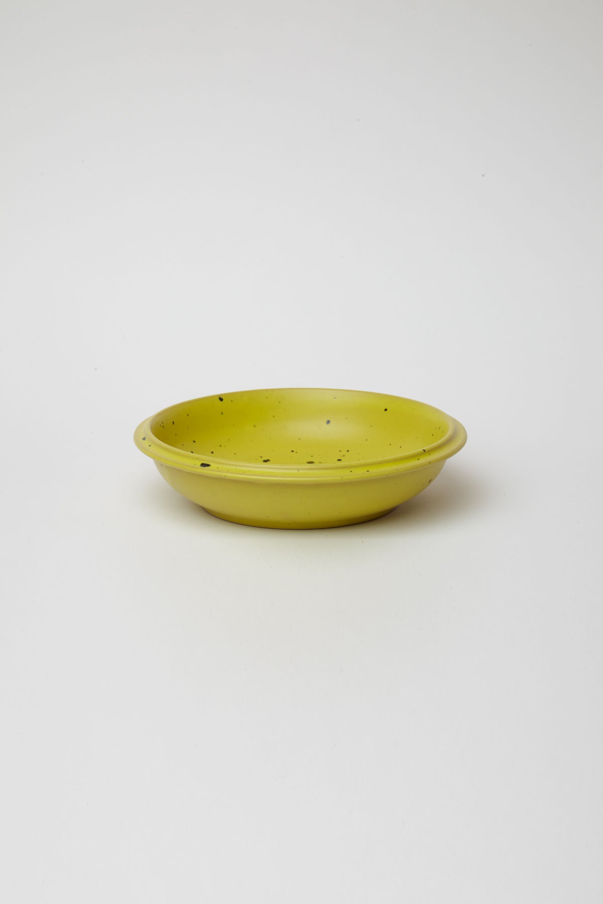 Saturn Dinnerware Saffron Speckle Satin