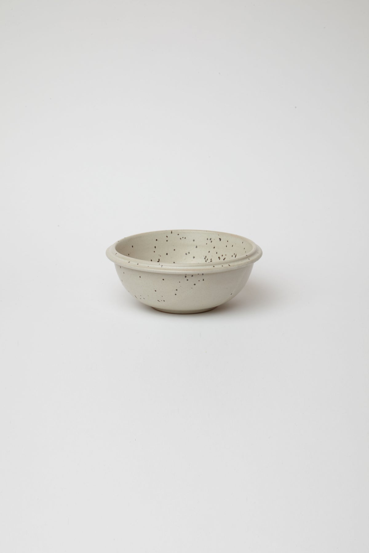 Saturn Dinnerware Speckled Satin
