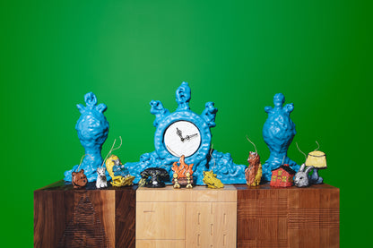 Mantelpiece Clock and Mirrored Urns